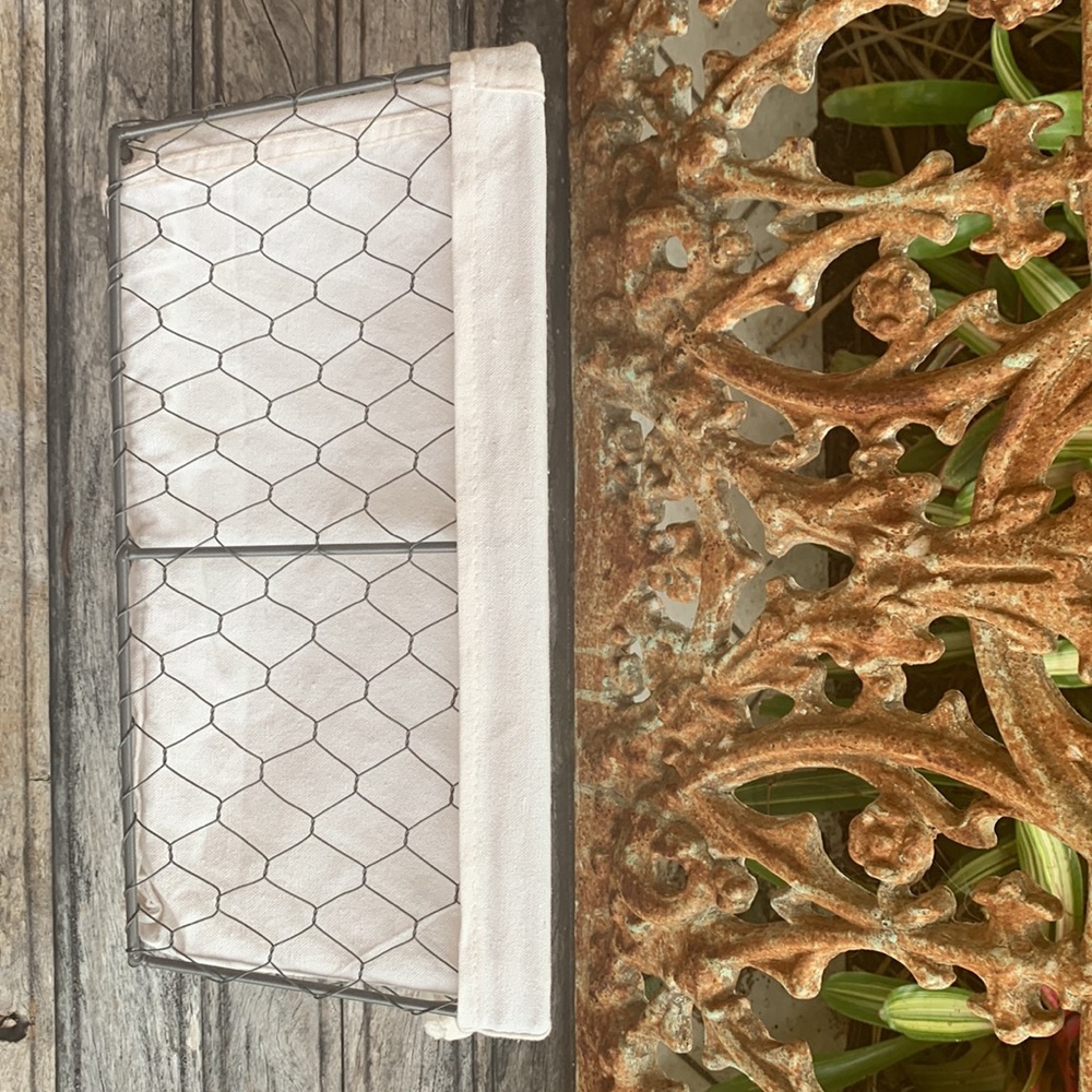 Farmhouse Chickenwire Lined Basket - Picture 6 of 10